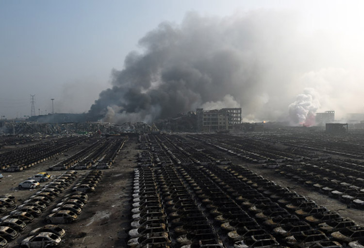Κίνα: Μεγάλης κλίμακας έκρηξη και φωτιά σε αποθήκη χημικών