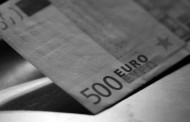 Στοπ στην εκτύπωση του χαρτονομίσματος των 500€
