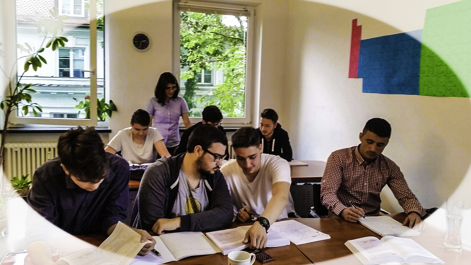 Μόναχο: Το Ελληνικό Φροντιστήριο για την προετοιμασία Πανελληνίων & Εκμάθησης Γερμανικών & Αγγλικών