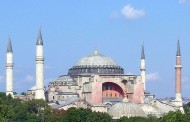 Κλιμακώνεται η ένταση μεταξύ του ελληνικού και τουρκικού ΥΠΕΞ για την Αγία Σοφία