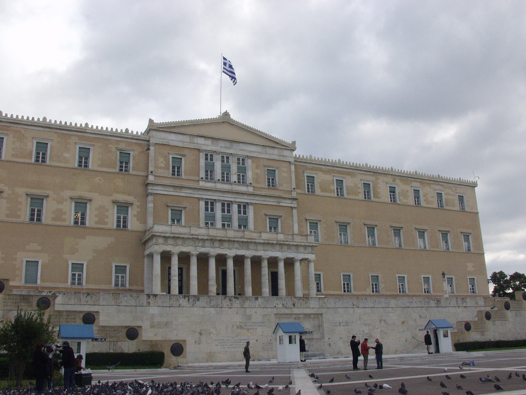 Οι Βρυξέλλες πιέζουν την Αθήνα να εφαρμόσει πιο γρήγορα το Μνημόνιο μετά το Brexit