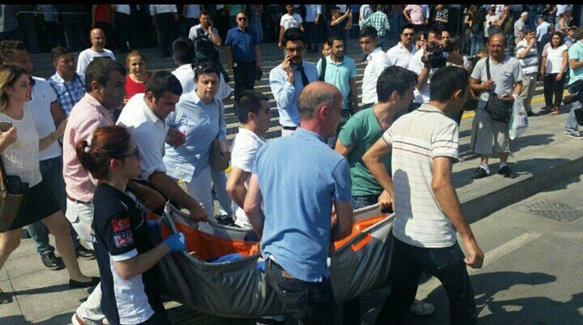 Κωνσταντινούπολη: Αιματηρή εισβολή ενόπλου στο δημαρχιακό μέγαρο του Σισλί