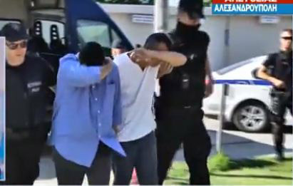 Αλεξανδρούπολη: Στον εισαγγελέα οι οκτώ Τούρκοι στρατιωτικοί-Συνεχίζεται το θρίλερ με την έκδοσή τους