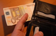 Ελλάδα: Πέντε δισ. ευρώ πρέπει να εισπραχθούν από τους φορολογούμενους έως τέλη Ιουλίου