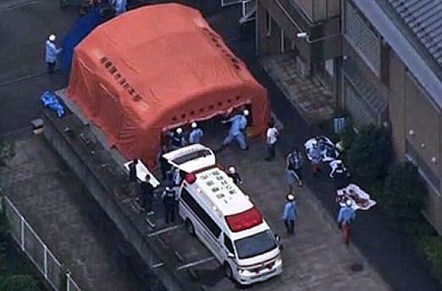 Σοκ στην Ιαπωνία: Άνδρας σκότωσε 19 άτομα με μαχαίρι