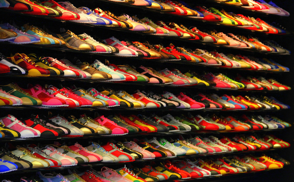 Ντίσελντορφ: Άνοιξε τις πύλες της η κορυφαία εμπορική έκθεση με παπούτσια και αξεσουάρ