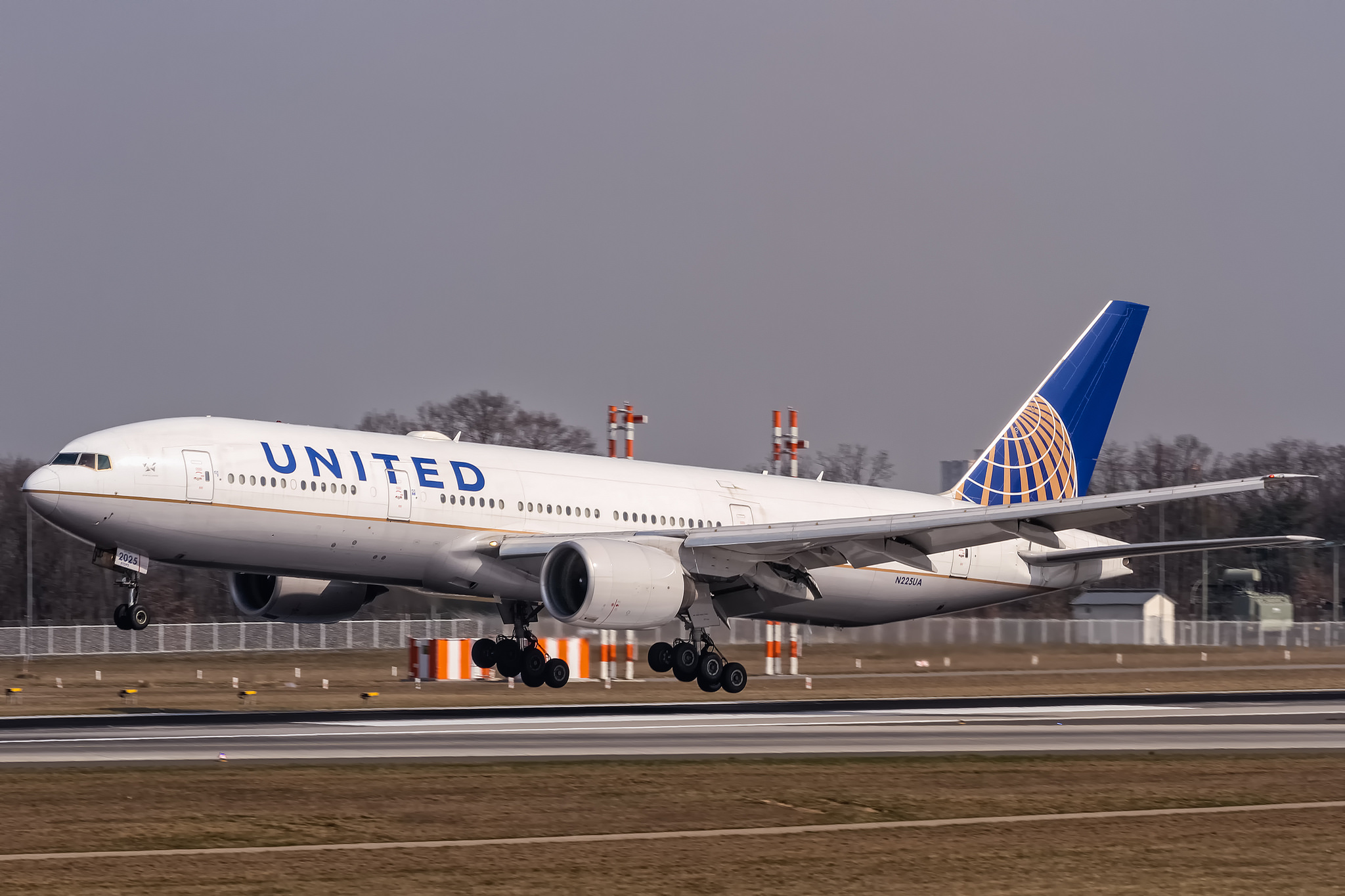 Ιρλανδία: Επείγουσα προσγείωση αεροσκάφους της United Airlines -16 τραυματίες