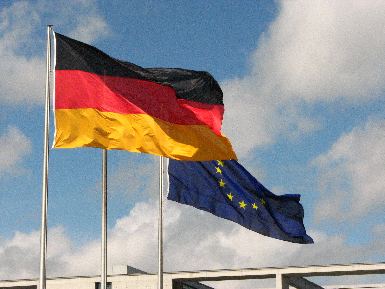 Νέος στη Γερμανία: Αυτά είναι τα έγγραφα που πρέπει να έχετε μαζί σας κατά την άφιξή σας στη χώρα