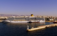 Ελλάδα: Δεμένα τα πλοία στα λιμάνια λόγω ισχυρών ανέμων-Χάος στον Πειραιά