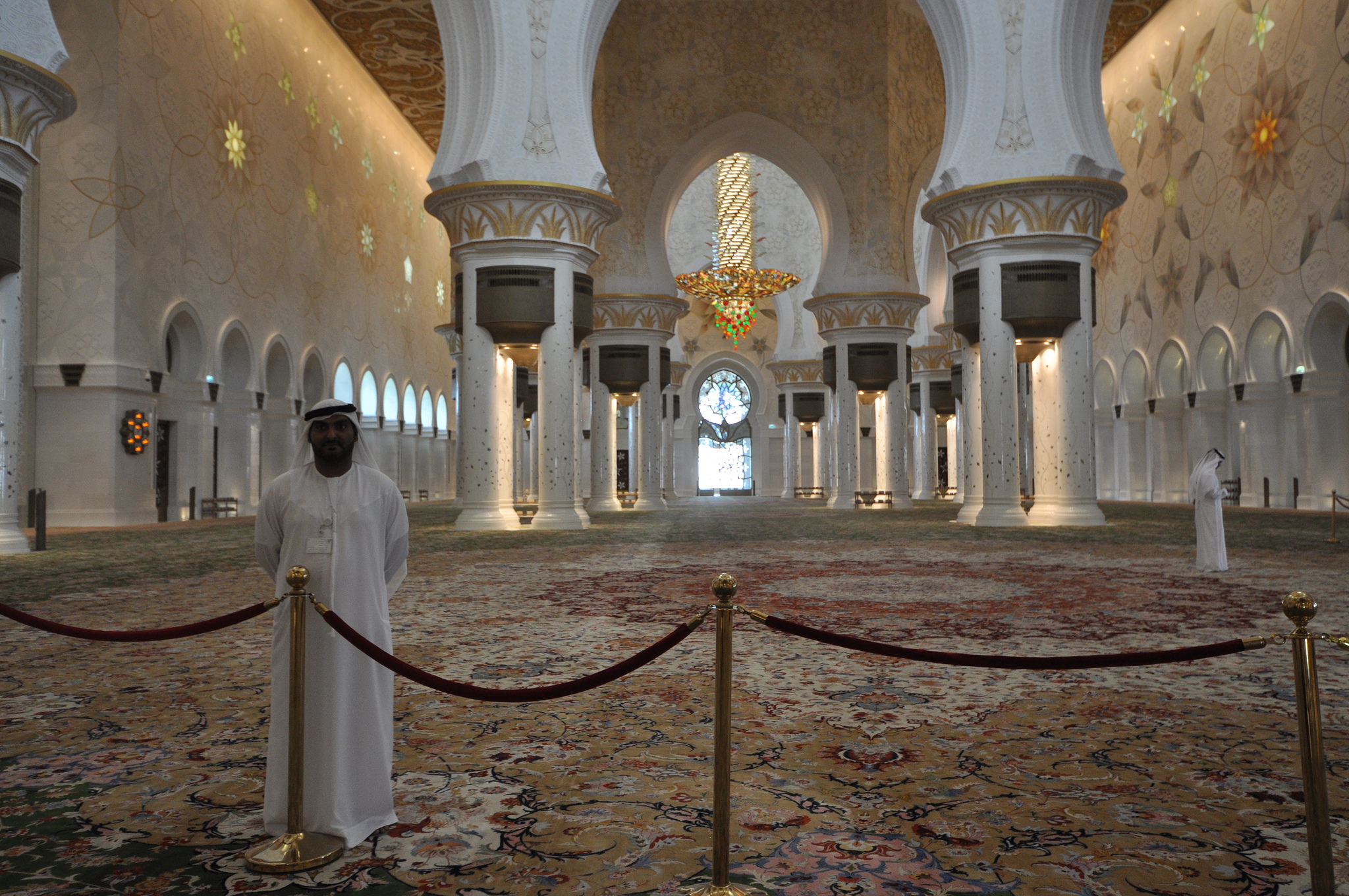 Ντουμπάι: Αιφνιδιαστική επίσκεψη του σεΐχη στο δημόσιο-Τι είδε και δεν το πίστευε