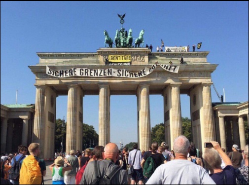 Βερολίνο: Διαμαρτυρία ακροδεξιών κατά των προσφύγων