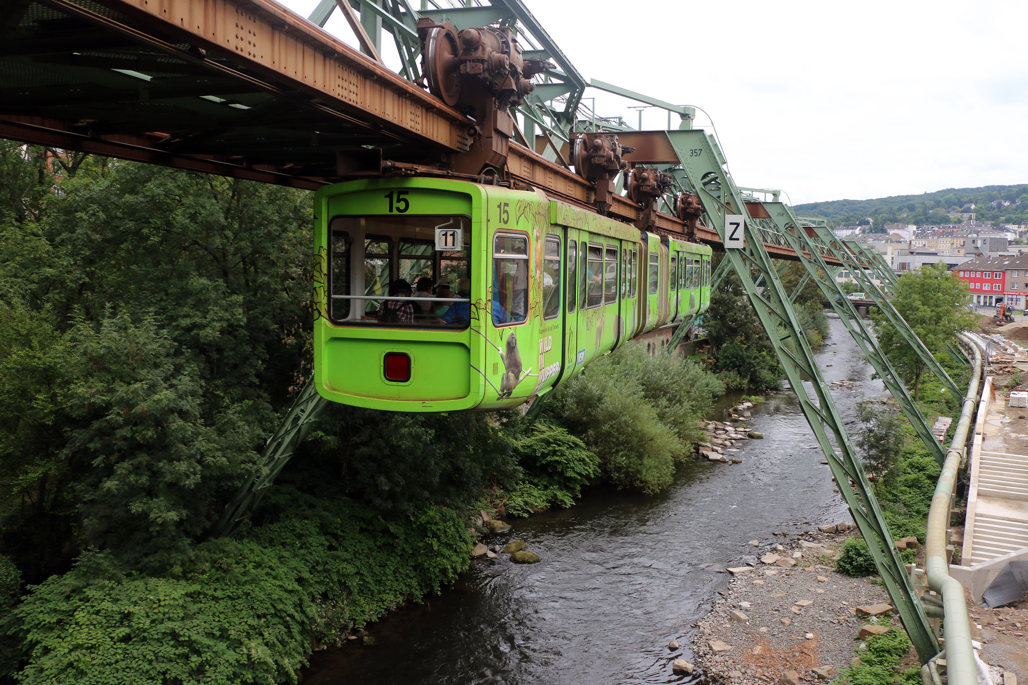Έχετε κάνει βόλτα με το Εναέριο Τρένο του Wuppertal;