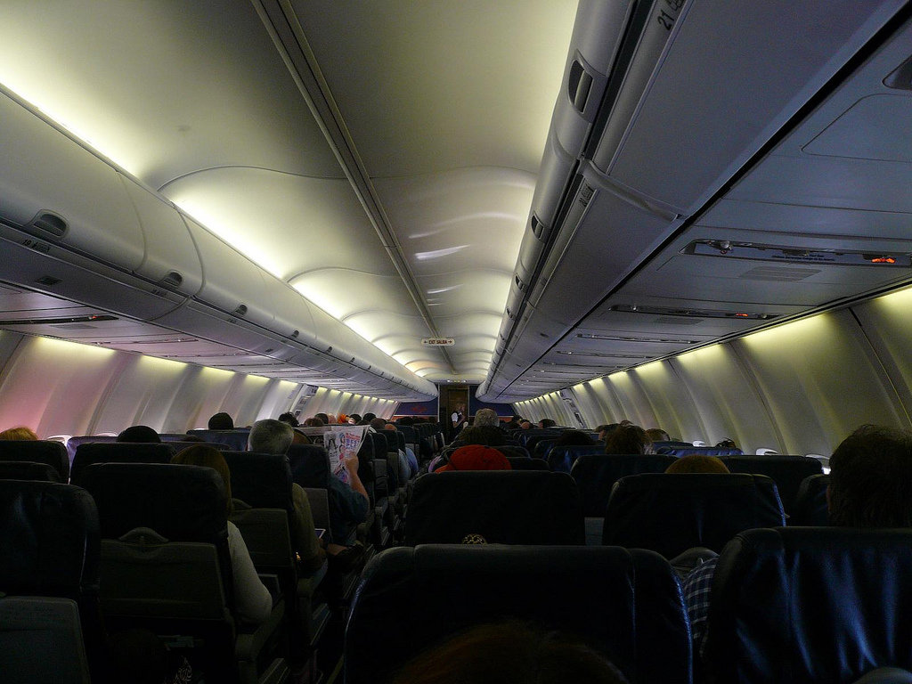Άγχος στο αεροπλάνο; Σε αυτές τις θέσεις κουνάει λιγότερο
