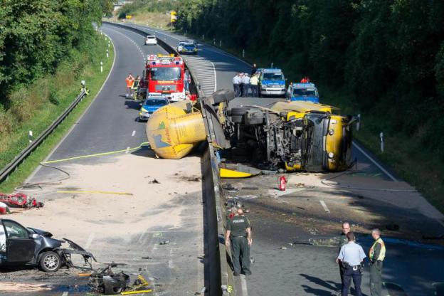 Τραγωδία στο Münster: Τρεις Νεκροί στον αυτοκινητόδρομο B54 -Κλειστός ο δρόμος