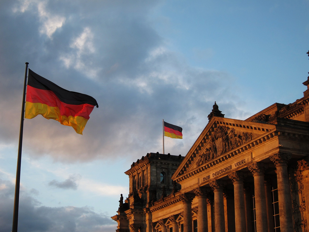 Γερμανία: Στο μισό θα πέσει η ανάπτυξη το 2017