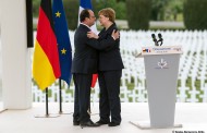Μέρκελ και Ολάντ αποφασίζουν για λογαριασμό της Ευρώπης
