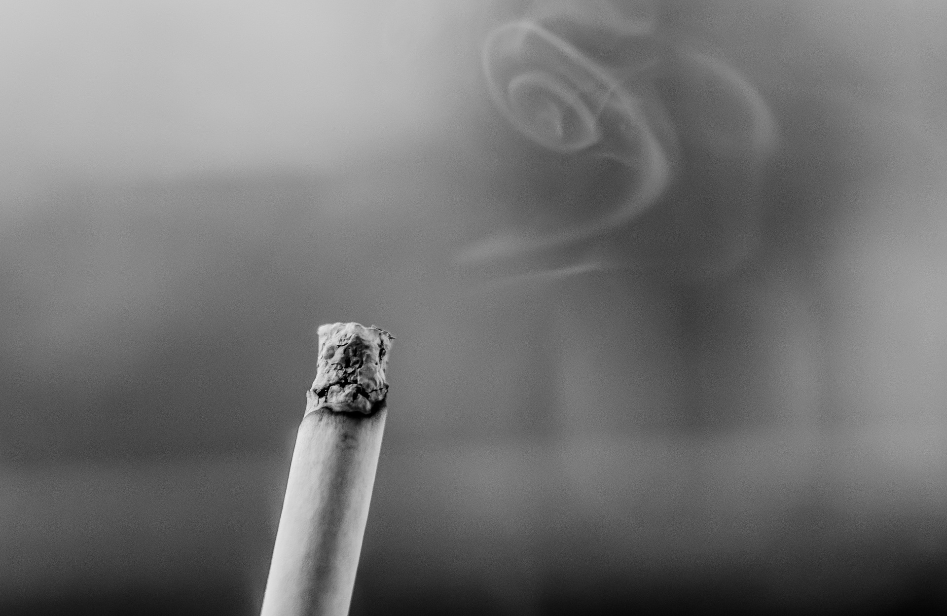 Έρευνα: Κάπνισες έστω μια φορά; - Δημιουργήθηκε μόνιμος εθισμός στο DNA
