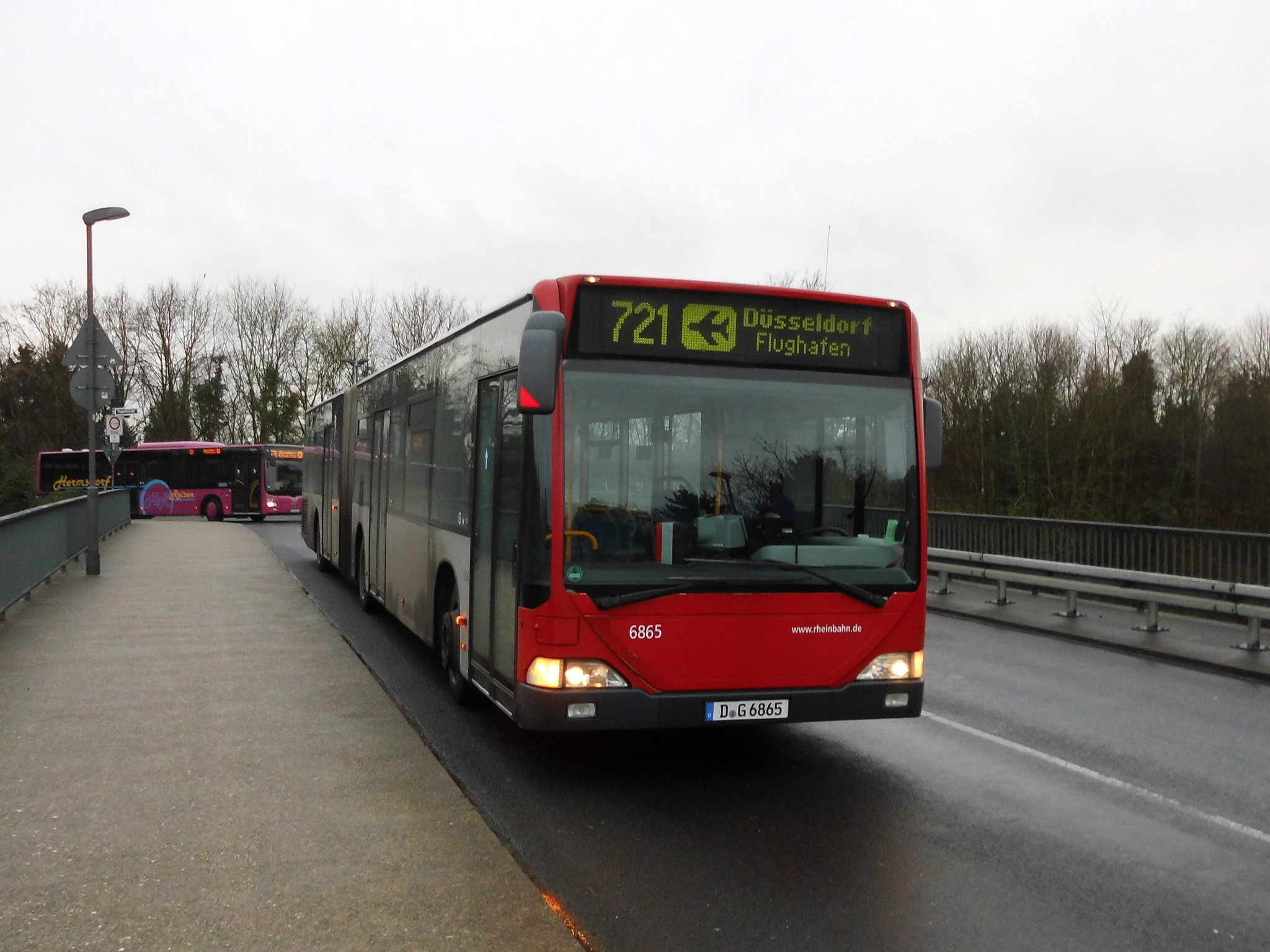 Λεωφορεία Diesel από την Rheinbahn - Αντιρρήσεις από CDU και SPD - Θέλουν ηλεκτρικά