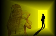 Είδηση ΣΟΚ: Πατέρας έταζε στην 11χρονη κόρη του κινητό για να τη βιάζει