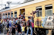 Το Βερολίνο «κρεμά» τον Τσίπρα: Προωθεί το κλείσιμο της Διαδρομής των Βαλκανίων