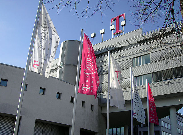 Γερμανία: Κυβερνοεπίθεση άφησε εκτός διαδικτύου 900.000 καταναλωτές της Telekom