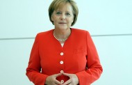 Αύξηση δαπανών χωρίς νέο δανεισμό υποσχέθηκε η Μέρκελ για να νικήσει τις επόμενες εκλογές