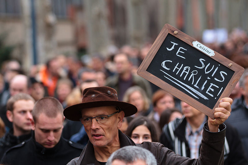 Το θρυλικό «Charlie Hebdo» θα κυκλοφορήσει επιτέλους και στη Γερμανία