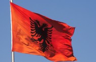 Οι Αλβανοί γκρεμίζουν τα σπίτια Ελλήνων και λένε ότι δεν κάνουν διακρίσεις!