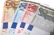 Γερμανία: Που αμείβονται οι πολιτικοί συνταξιούχοι με 7.600€;