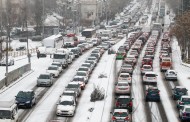 Εφιαλτικές ώρες για χιλιάδες εγκλωβισμένους οδηγούς στη Θεσσαλονίκη