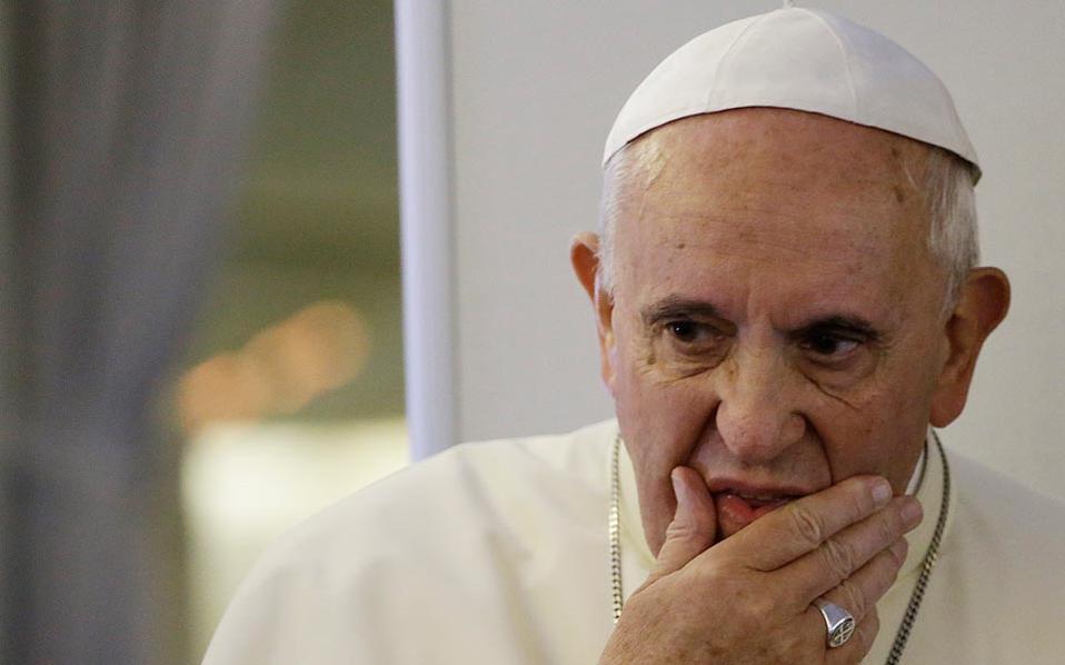Νέες αποκαλύψεις για περιστατικά παιδεραστίας προκαλούν τριγμούς στο Βατικανό