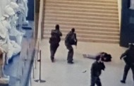 Επίθεση στο Λούβρο: Τα κίνητρα και τους συνεργούς του δράστη ψάχνει η αστυνομία