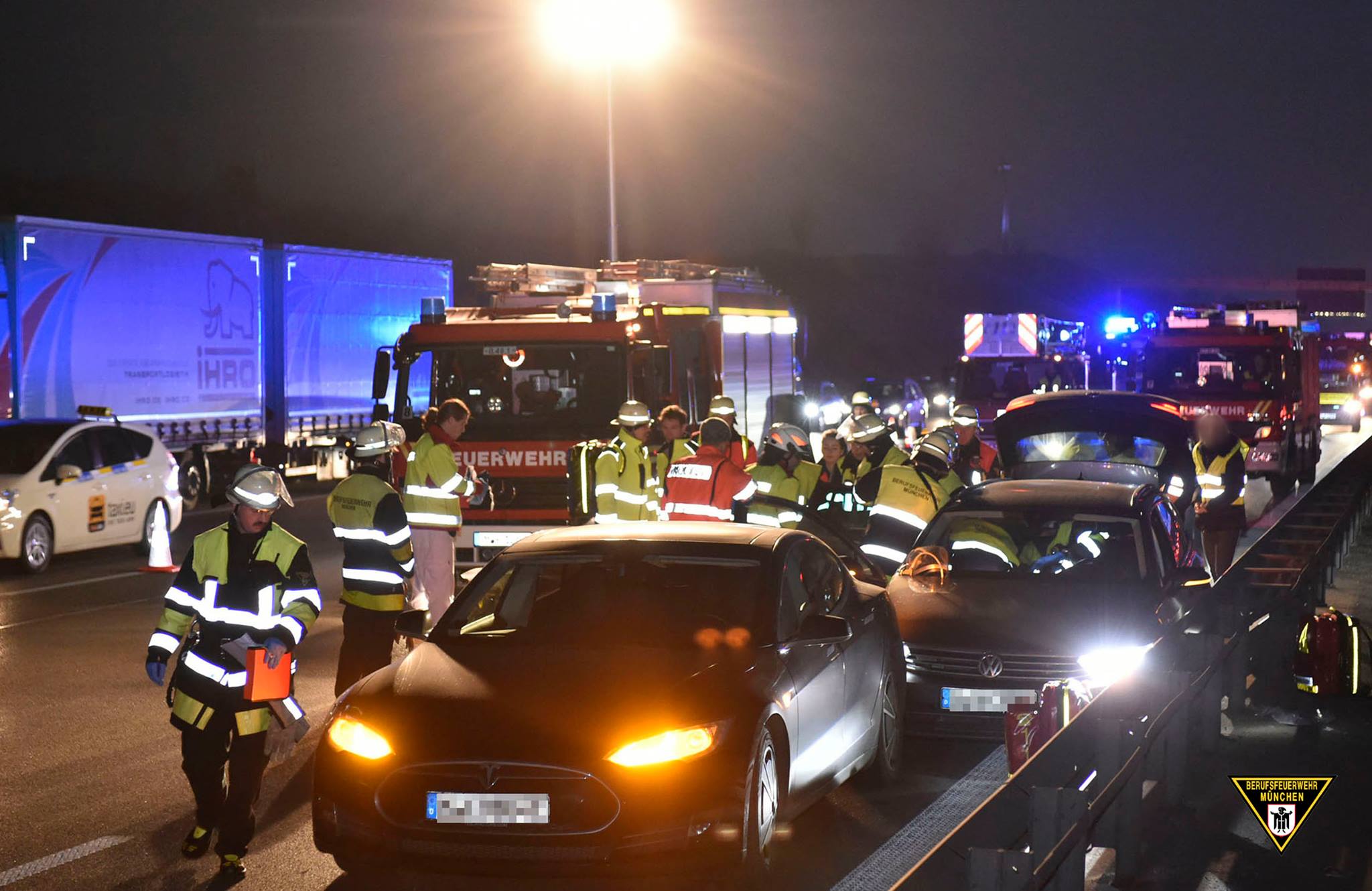 München: Πραγματικός ήρωας! Οδηγός ακινητοποίησε άλλο αυτοκίνητο με το αυτοκίνητό του
