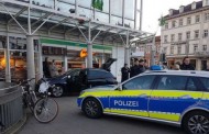 Οπλισμένος άνδρας στη Γερμανία έπεσε με αυτοκίνητο πάνω σε πεζούς (pics & vid)