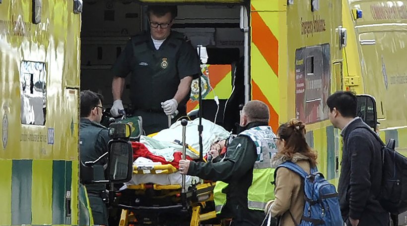 Μετά τη Νίκαια και το Βερολίνο, «έπεσε» και το Λονδίνο - Πέντε νεκροί, 40 τραυματίες
