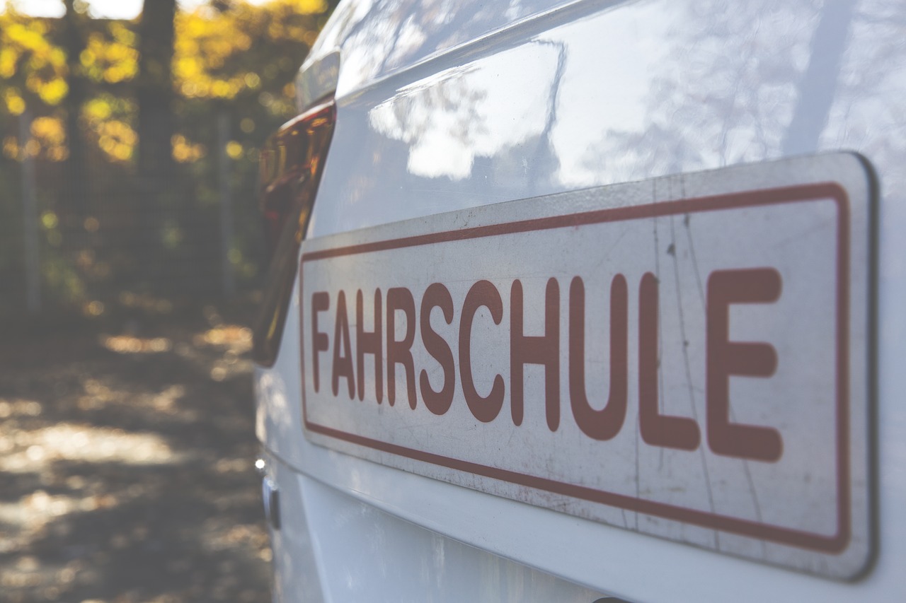 Γερμανία: Μέχρι και 2700€ για ένα δίπλωμα οδήγησης - Πληροφορίες για κάθε Κρατίδιο