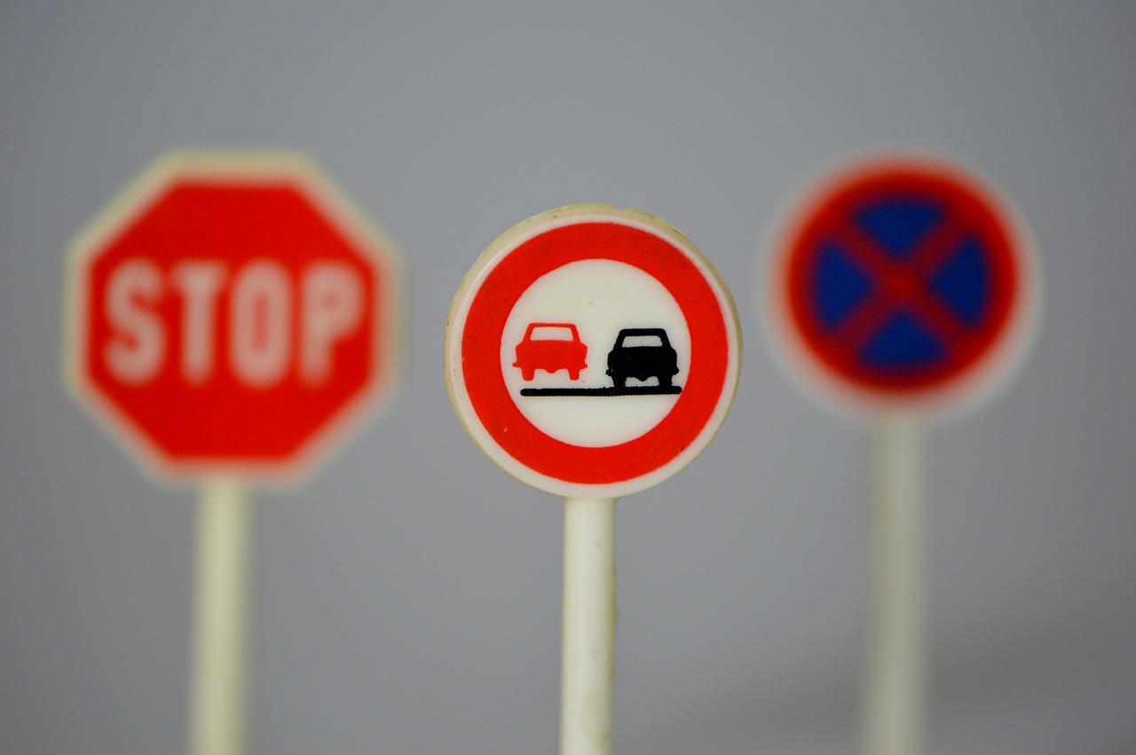 Γερμανία: Γνωρίζετε τους βασικότερους κανόνες οδικής κυκλοφορίας; Δείτε τους