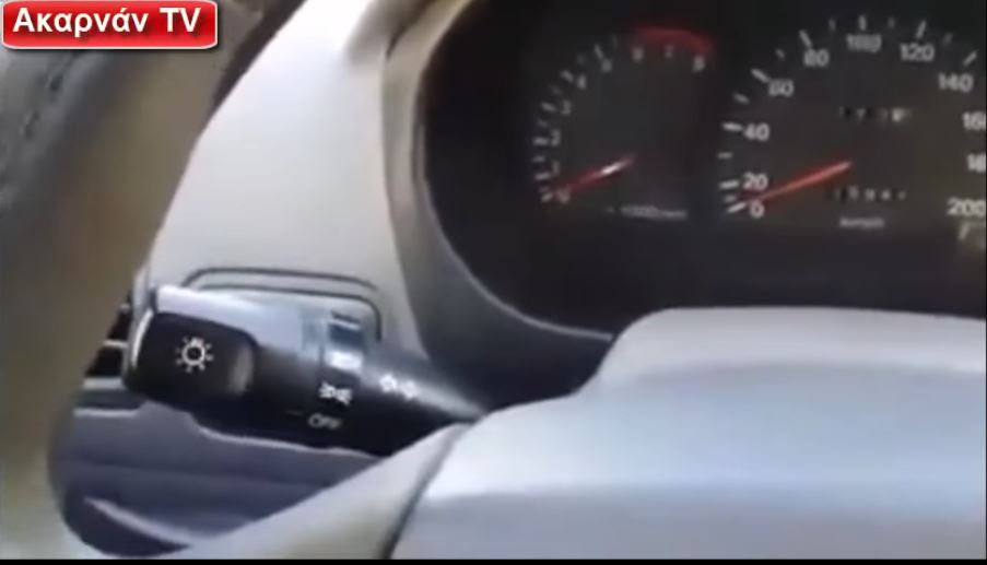 Αγανακτισμένος Κρητικός οδηγός εξηγεί πώς λειτουργούν τα.. φλας του αυτοκινήτου