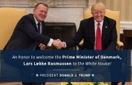 Ο Τραμπ «τρολάρει» τη Μέρκελ: Φωτογραφία από τη θερμή χειραψία με τον πρωθυπουργό της Δανίας