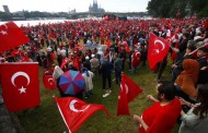 Γερμανία: Σοκαρισμένοιαπό την ψήφο των τούρκων μεταναστών στο δημοψήφισμα