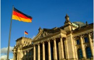 Γερμανία: Δαπάνες 32 δισ ευρώ για τους πρόσφυγες το 2016