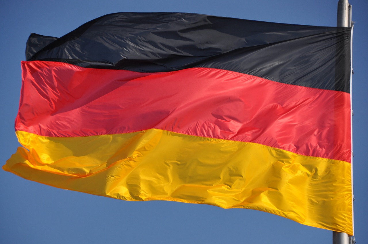 Μεσίστιες οι σημαίες στη Γερμανία για το μακελειό στο Manchester