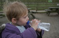 Essen: Οδηγός λεωφορείου απαγόρευσε σε παιδιά να πιουν νερό παρά την αφόρητη ζέστη