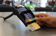 Γερμανία: Νέος νόμος απαγορεύει επιπλέον χρεώσεις στις τράπεζες – Φθηνότερη θα είναι η πληρωμή με την πιστωτική κάρτα