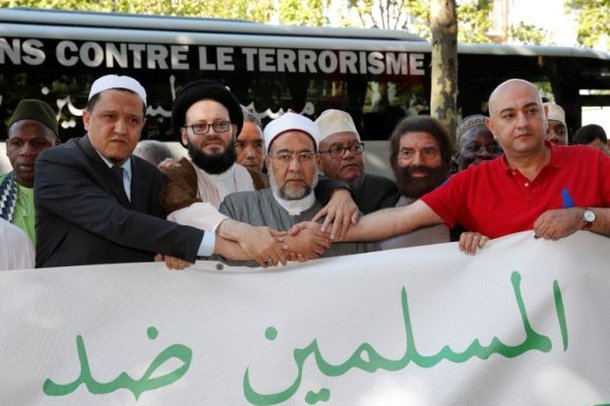 Στο Βερολίνο η «πορεία των μουσουλμάνων κατά της τρομοκρατίας»