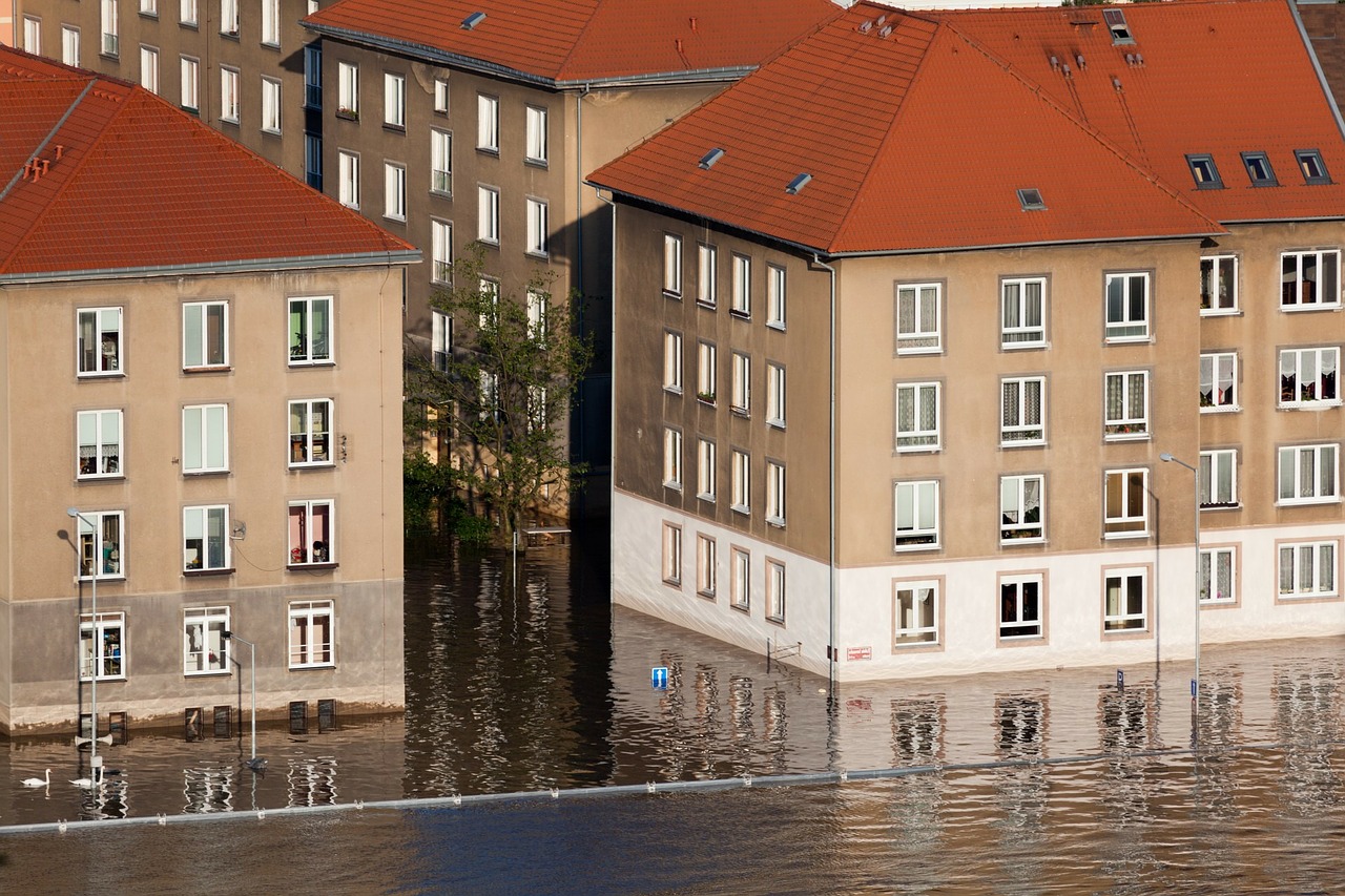Γερμανία: Πλημμύρισε το υπόγειο από τις βροχές; Τι πρέπει να κάνουν οι ιδιοκτήτες