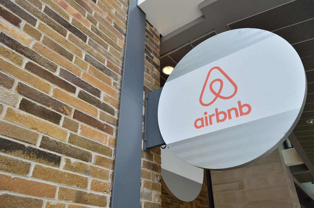 Γερμανία και Γαλλία «πολεμούν» το Airbnb