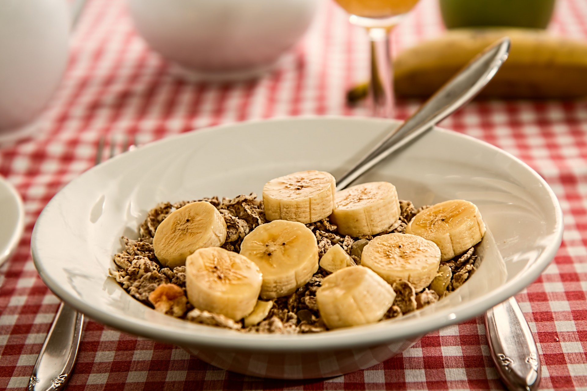 Οι 15 τροφές που πρέπει να προσθέσεις στο πρωινό σου
