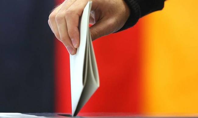 DW: Τι θα ψηφίσουν οι Τουρκογερμανοί στις εκλογές της Γερμανίας;