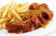Currywurst: Το πιο εθιστικό street food στη Γερμανία